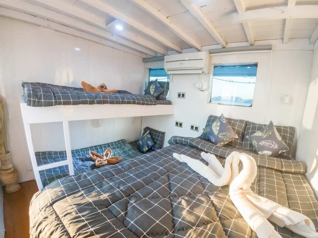 Kabin Sharing Kapal Lamborajo 1: Opsi Bunk Bed AC untuk Rombongan atau Open Trip