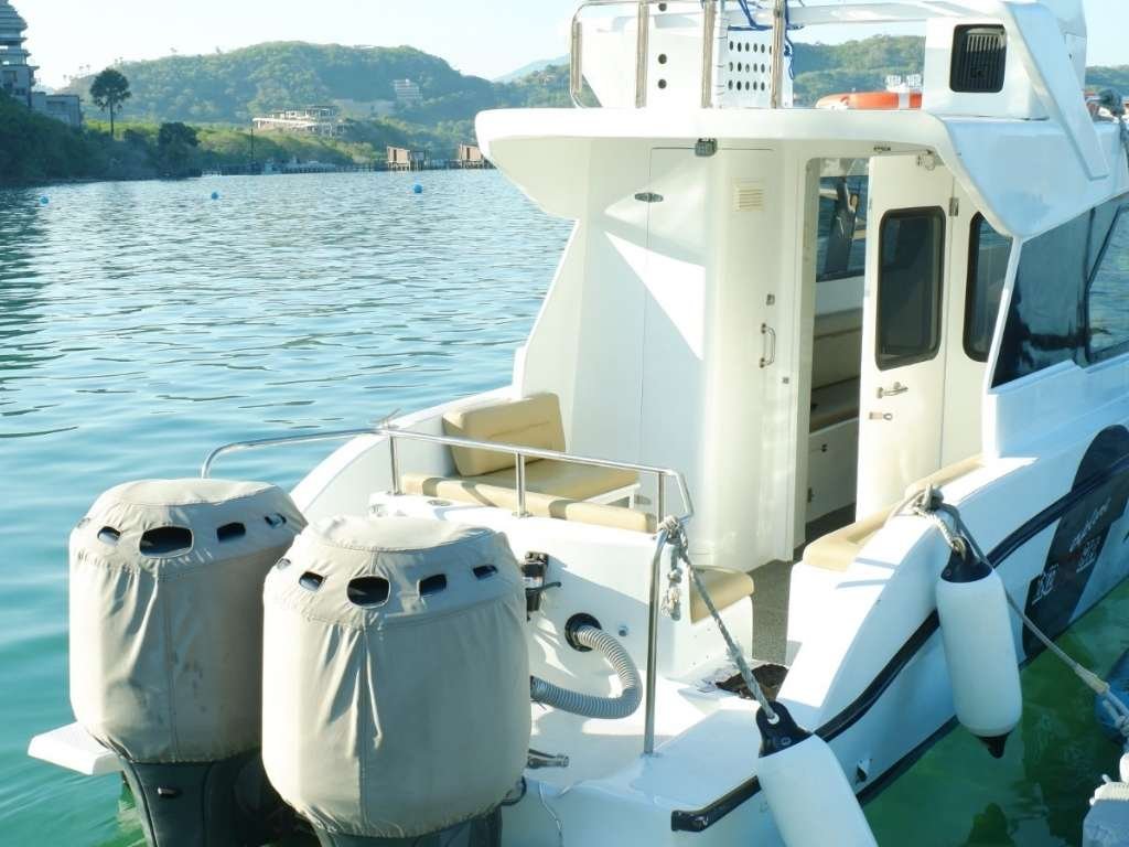 Zikita Speedboat Sewa Private Charter Mewah untuk Day Trip Komodo dari Labuan Bajo